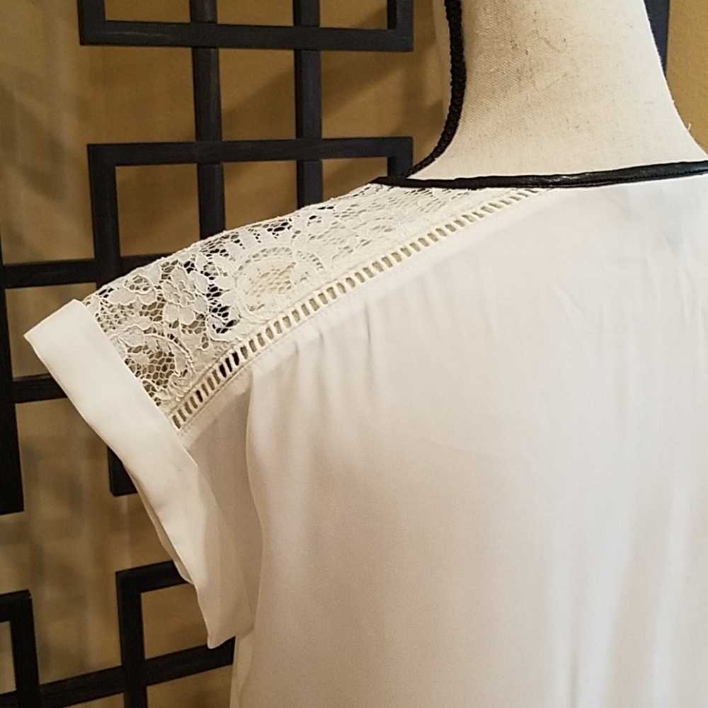 Express Blouse - Picture 4 of 5